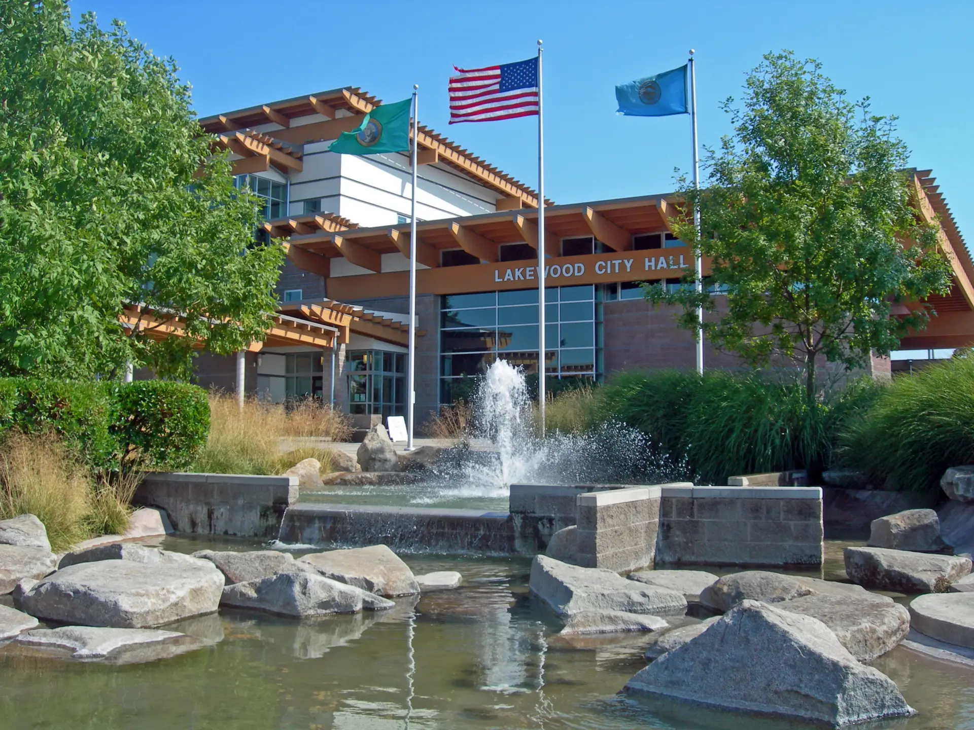 Public agency building with United States and Washington State flags